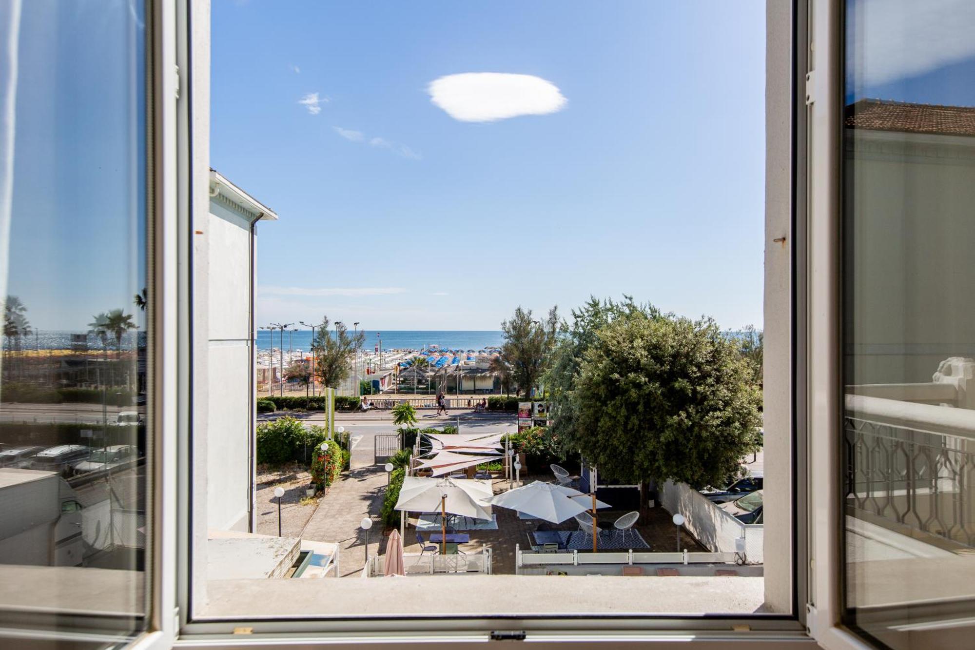 Hotel Belvedere Rimini Kültér fotó