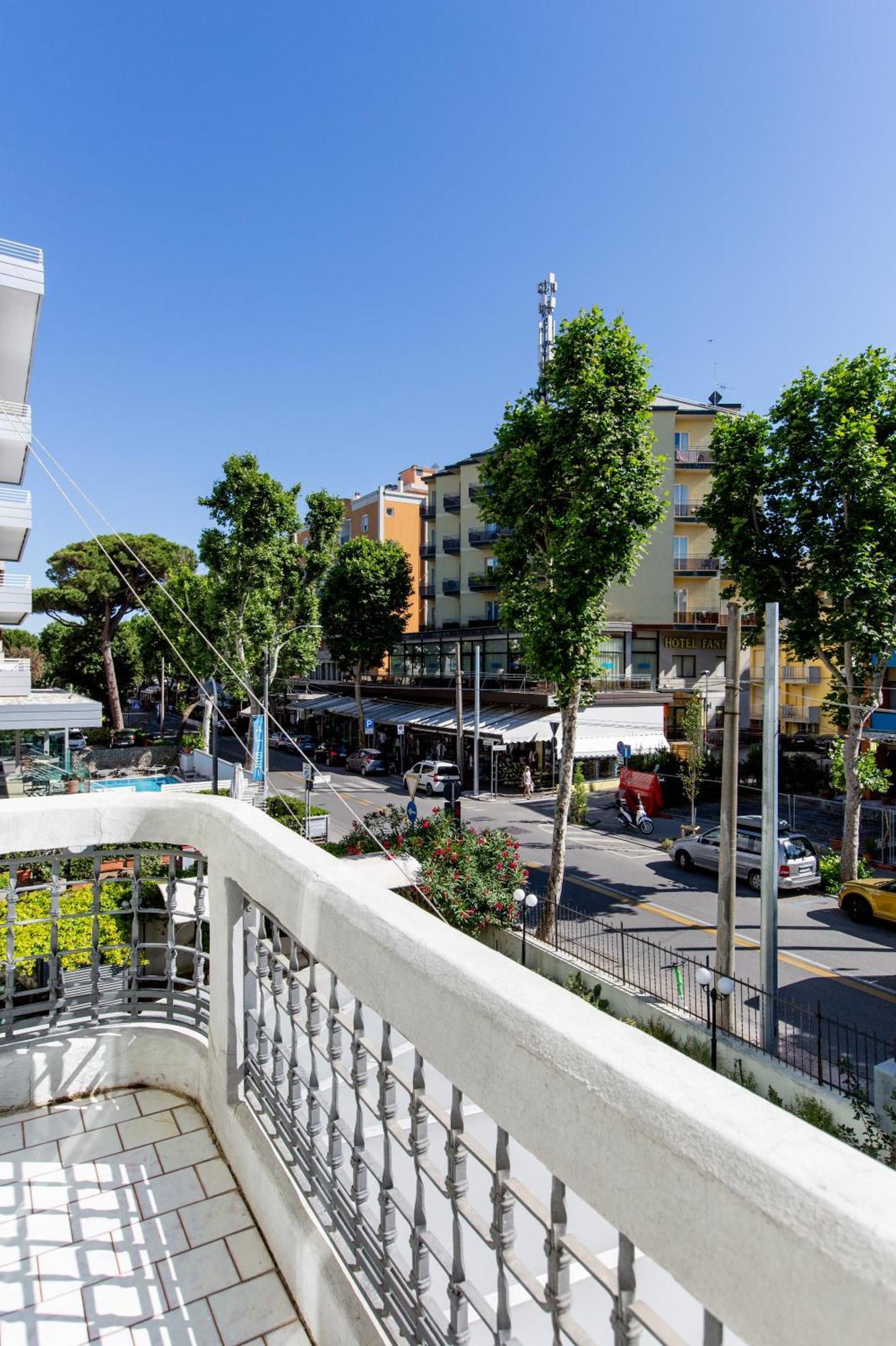 Hotel Belvedere Rimini Kültér fotó